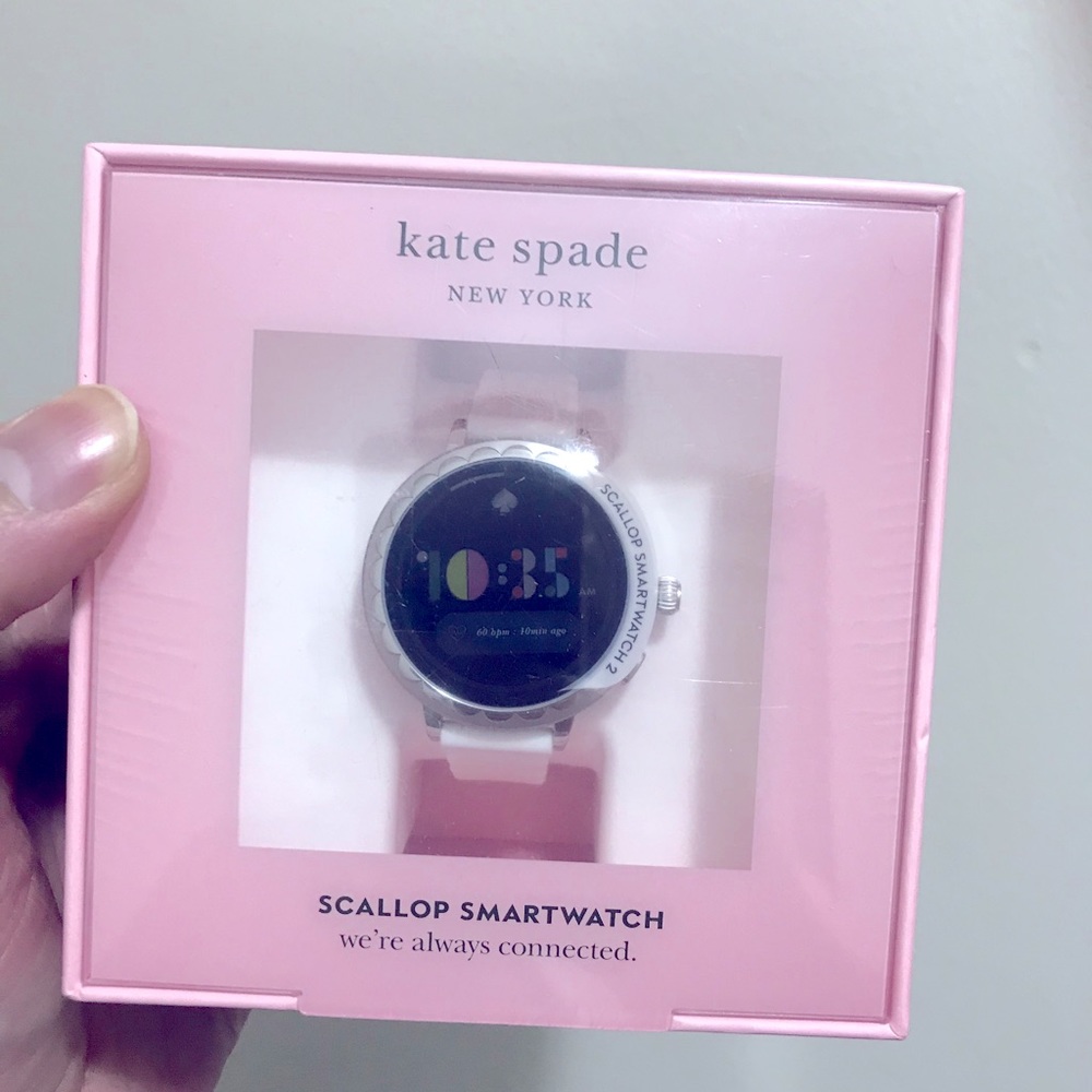 Kate Spade Scallop E-watch.
